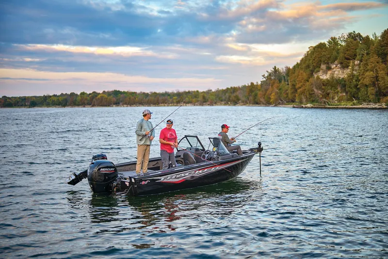 Slide: The Image of Tracker Targa V-18 Combo 2024 - 90