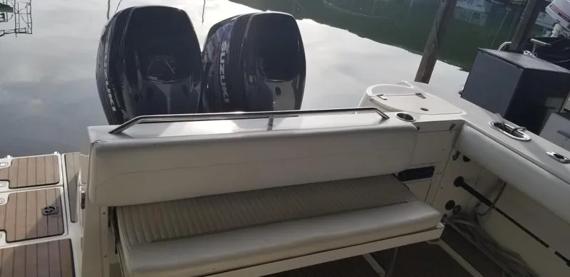 Slide: The Image of Boston Whaler 28 Outrage 2000 - 16