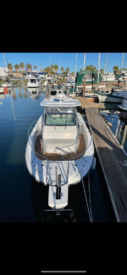 Slide: The Image of Boston Whaler 28 Outrage 2000 - 43
