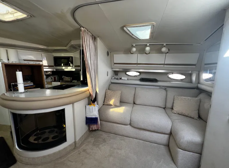 Slide: The Image of Wellcraft Portofino 1988 - 13