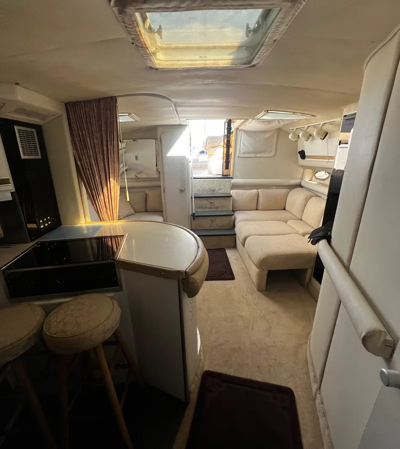 Slide: The Image of Wellcraft Portofino 1988 - 21