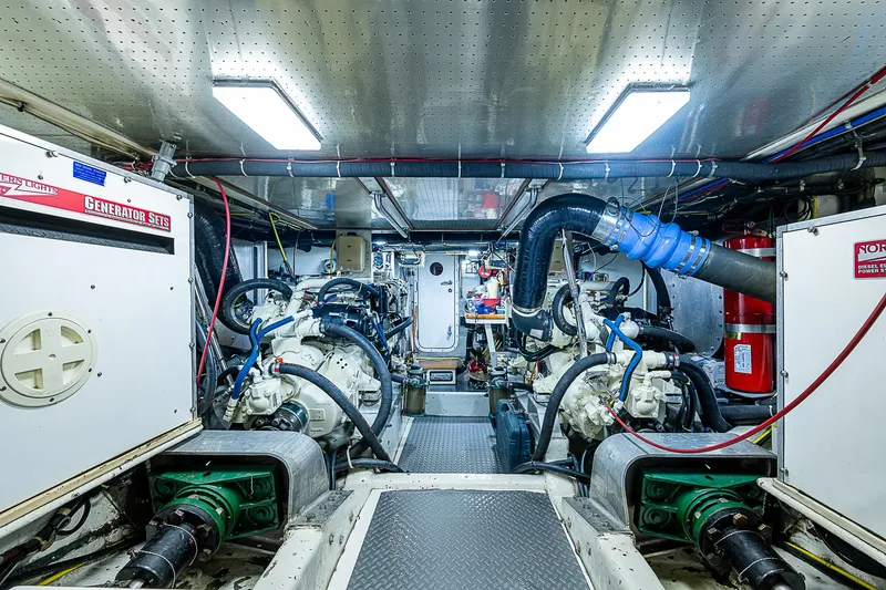 Slide: The Image of Kadey-Krogen 58 2001 - 57