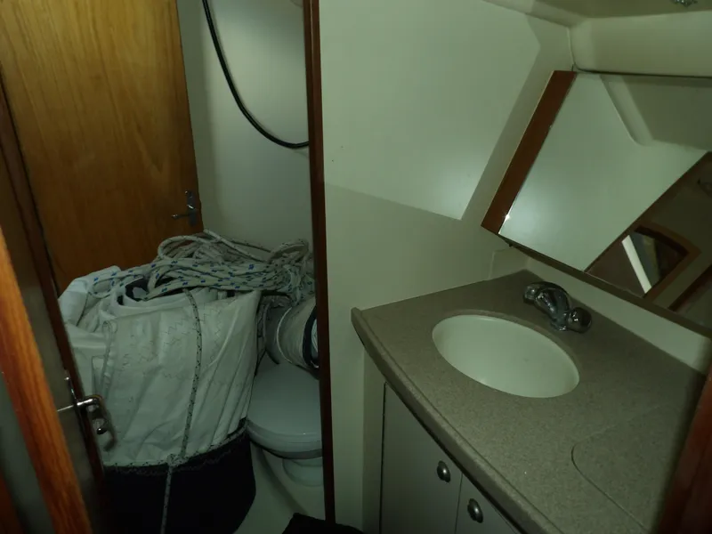 Slide: The Image of Hunter 460 2000 - 53