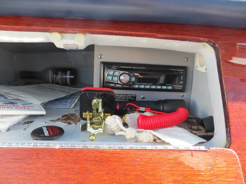 Slide: The Image of Actual Boat - 14