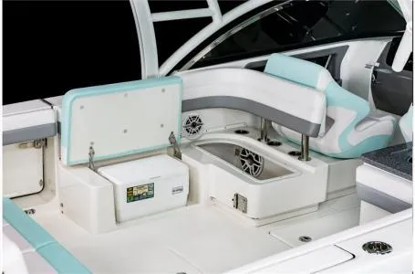 Slide: The Image of Robalo R317 Dual Console 2024 - 9