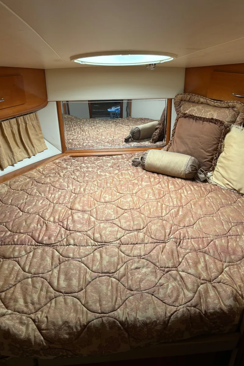 Slide: The Image of Guest Berth Forward Stateroom - 25