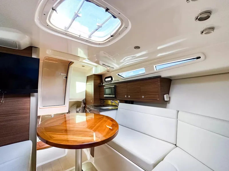 Slide: The Image of Boston Whaler 325 Conquest 2020 - 51