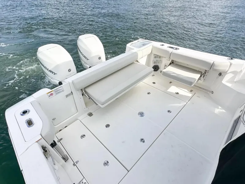 Slide: The Image of Boston Whaler 325 Conquest 2020 - 95