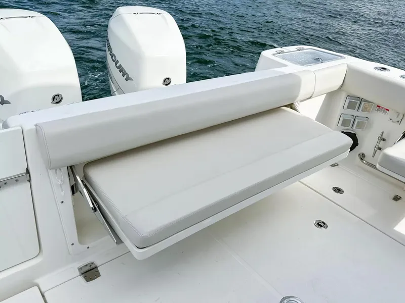 Slide: The Image of Boston Whaler 325 Conquest 2020 - 96