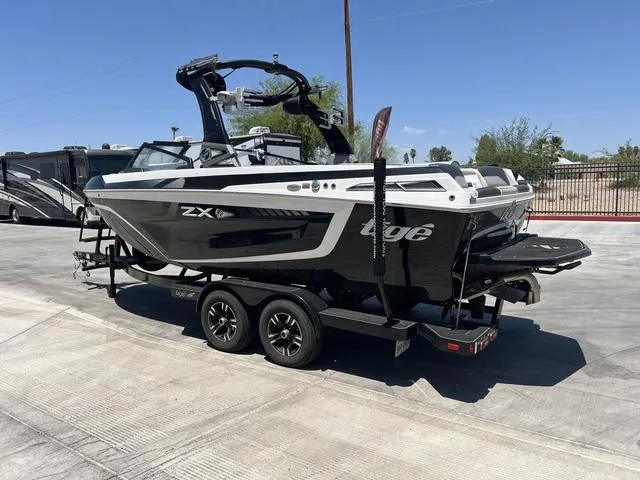 Slide: The Image of Tigé ZX Class 21 ZX 2021 - 5