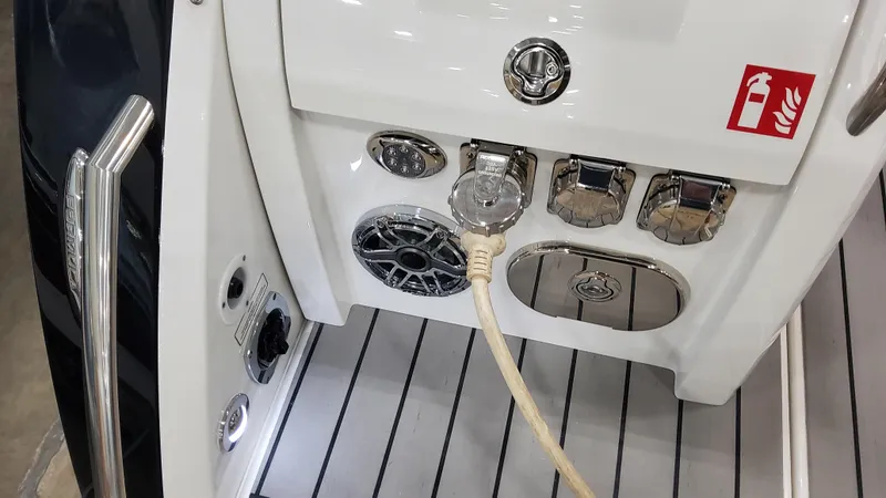 Slide: The Image of Formula 380 Super Sport Crossover OB 2025 - 58