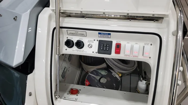 Slide: The Image of Formula 380 Super Sport Crossover OB 2025 - 60