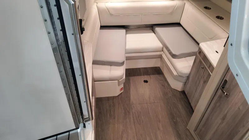 Slide: The Image of Formula 380 Super Sport Crossover OB 2025 - 89