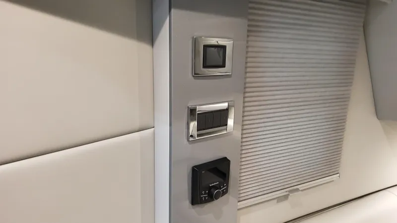 Slide: The Image of Formula 380 Super Sport Crossover OB 2025 - 96