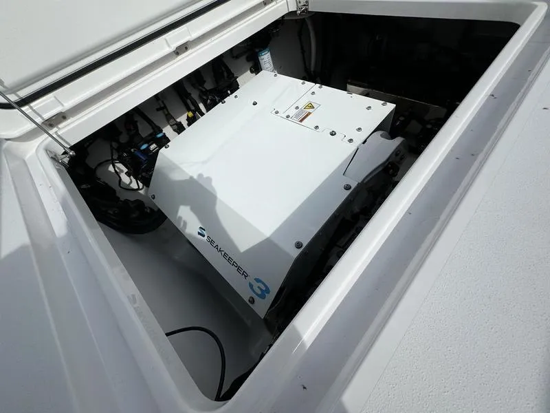 Slide: The Image of Phenom 34 2023 - 50