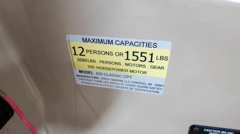 Slide: The Image of Maximum capacities label on 2021 Crest Classic Platinum 220 SLSC boat. - 20