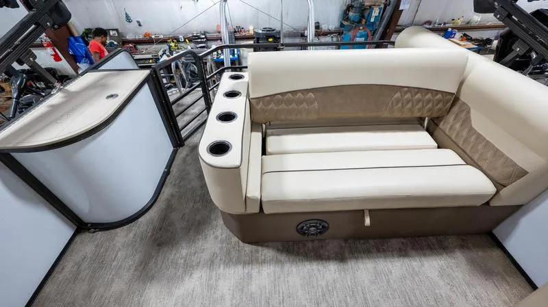 Slide: The Image of Interior seating of 2021 Crest Classic Platinum 220 SLSC pontoon boat. - 21