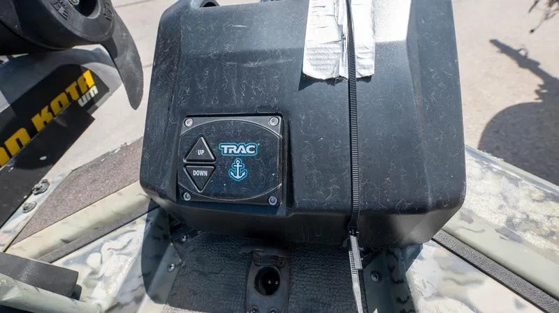 Slide: The Image of Control panel of a 2003 War Eagle 754 LDSV boat with TRAC anchor system. - 6