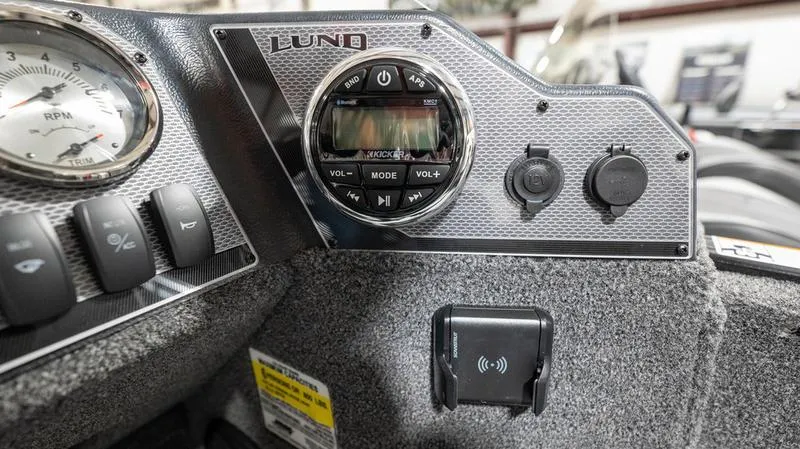 Slide: The Image of Lund 1675 Adventure SS 2024 - 3