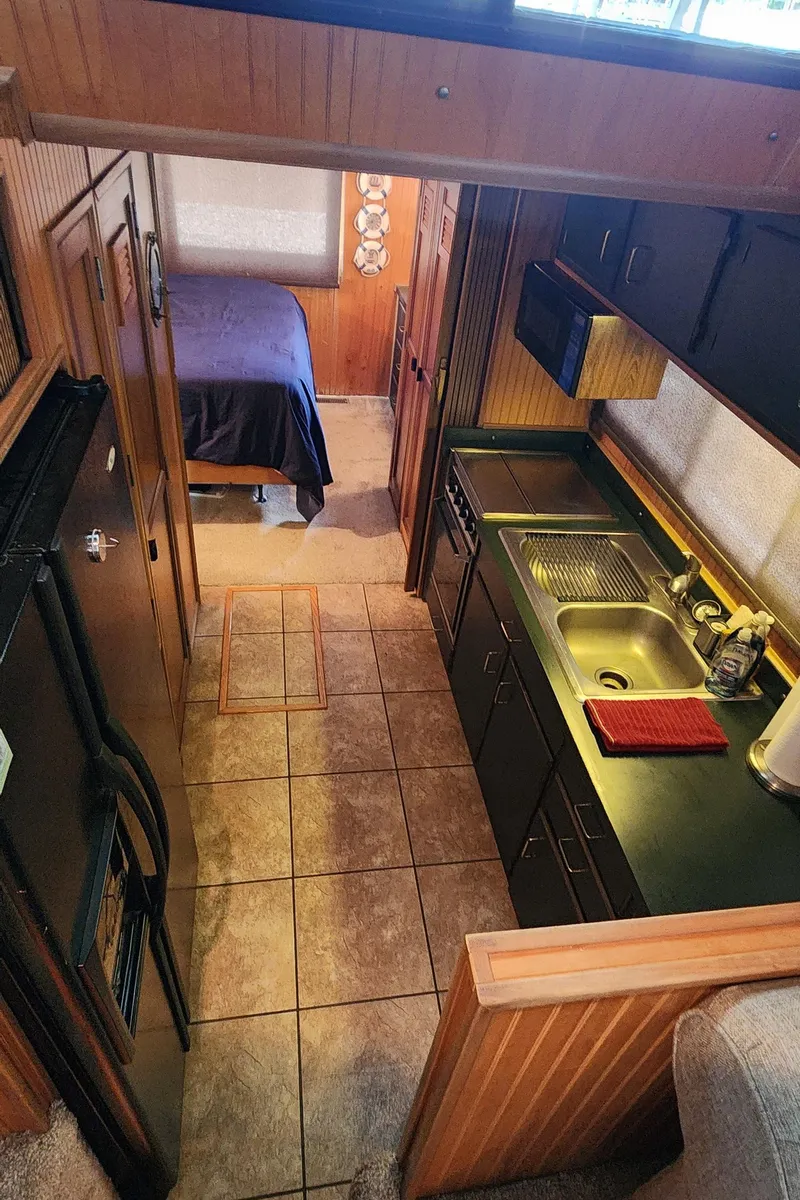 Slide: The Image of Gibson 50 Cabin Yacht 1993 - 57