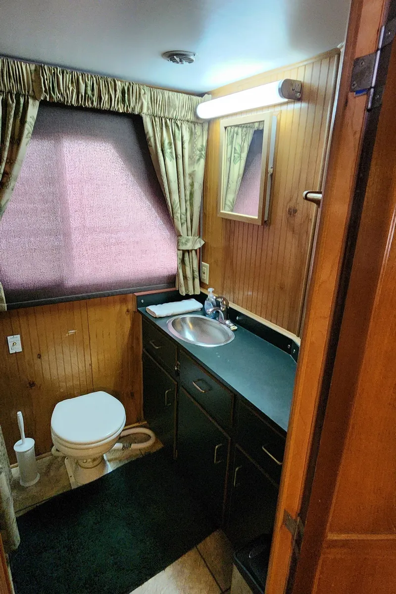 Slide: The Image of Gibson 50 Cabin Yacht 1993 - 60