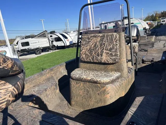 Slide: The Image of G3 Bay 20 DLX 2021 - 12