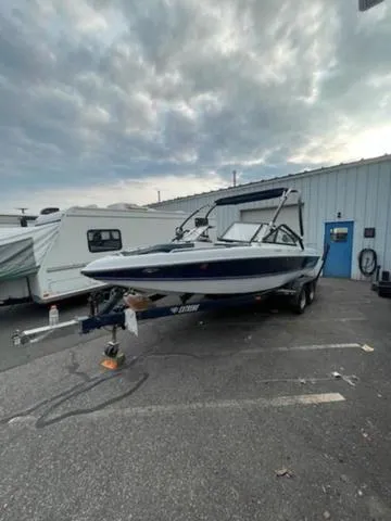 Slide: The Image of Tigé PRE 2200i WT 1999 - 3