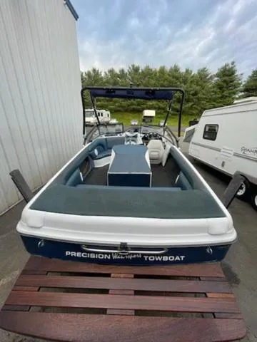 Slide: The Image of Tigé PRE 2200i WT 1999 - 4