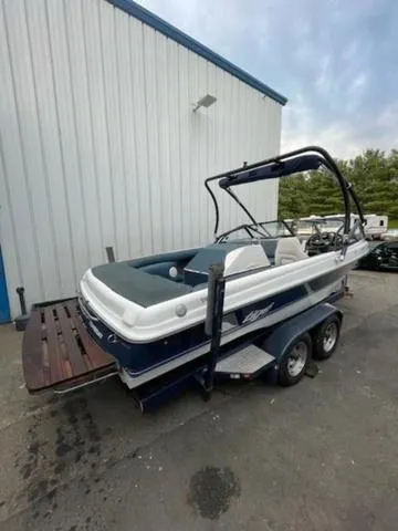 Slide: The Image of Tigé PRE 2200i WT 1999 - 6