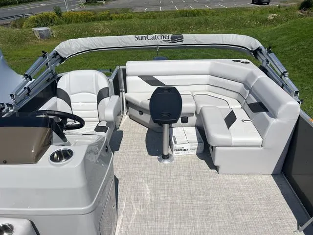 Slide: The Image of SunCatcher Select 16C 2024 - 3