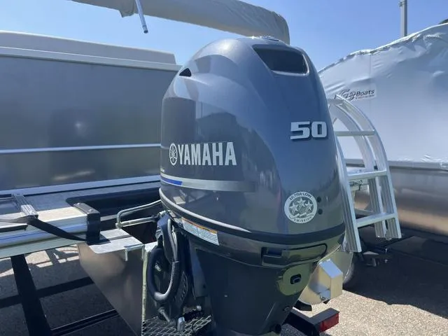 Slide: The Image of SunCatcher Select 16C 2024 - 5