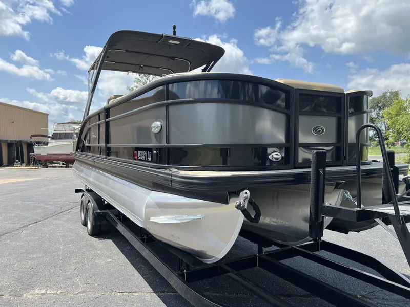 Slide: The Image of Image 3 - 3