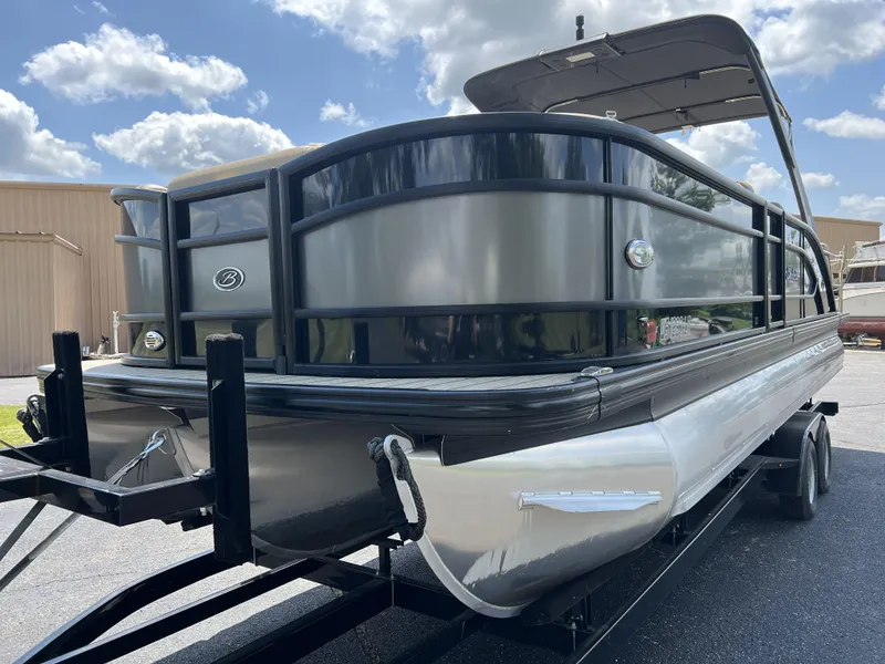 Slide: The Image of Image 4 - 4