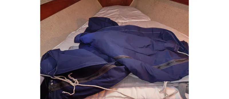 Slide: The Image of Sceptre 36 Athena 1980 - 104