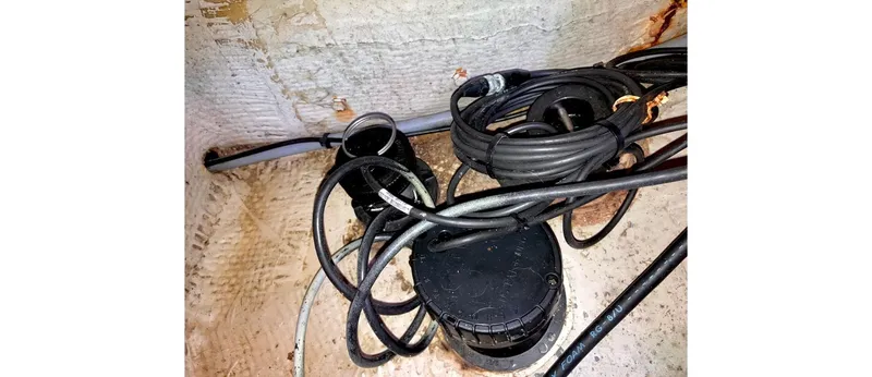 Slide: The Image of Sceptre 36 Athena 1980 - 119