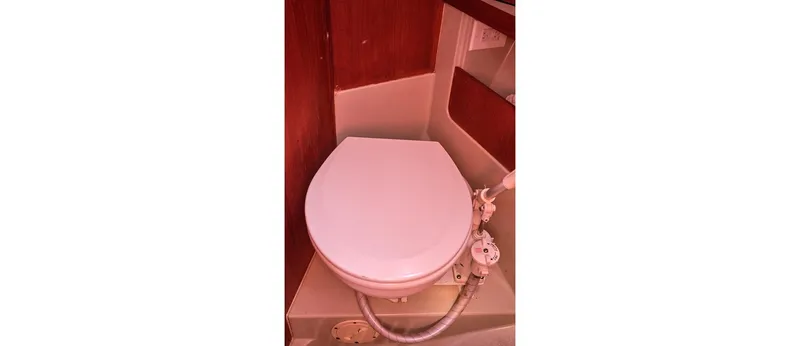 Slide: The Image of Sceptre 36 Athena 1980 - 128