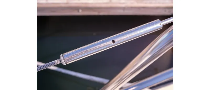 Slide: The Image of Sceptre 36 Athena 1980 - 131