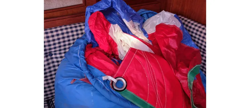 Slide: The Image of Sceptre 36 Athena 1980 - 137