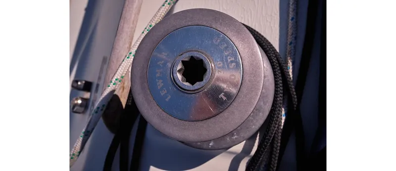 Slide: The Image of Sceptre 36 Athena 1980 - 76