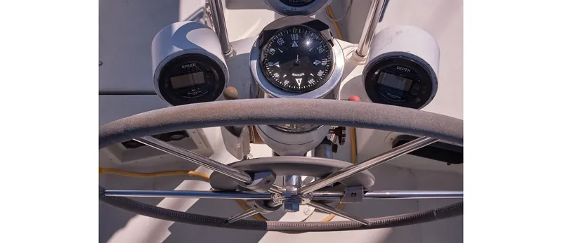 Slide: The Image of Sceptre 36 Athena 1980 - 81