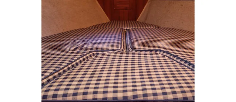 Slide: The Image of Sceptre 36 Athena 1980 - 88