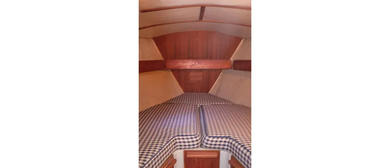 Slide: The Image of Sceptre 36 Athena 1980 - 90