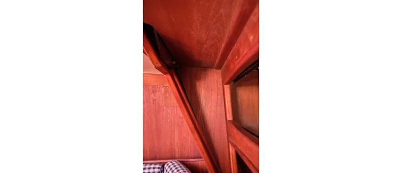 Slide: The Image of Sceptre 36 Athena 1980 - 92