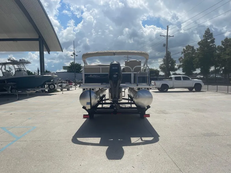 Slide: The Image of Sun Tracker Bass Buggy 16 XL 2025 - 6