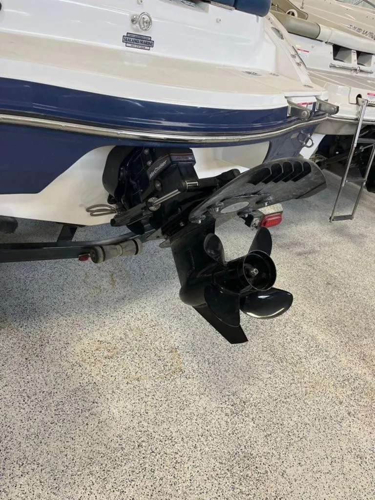 Slide: The Image of Rinker 19QX BR 2018 - 3