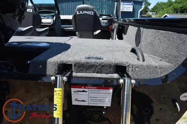 Slide: The Image of Lund 1775 Crossover XS Sport 2025 - 14