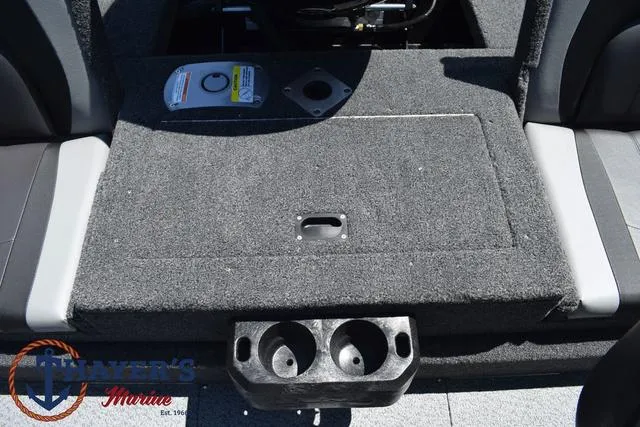 Slide: The Image of Lund 1775 Crossover XS Sport 2025 - 41