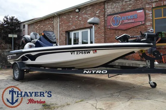 Slide: The Image of 2021 Nitro Z17 boat at Thayer's Marine dealership. - 35
