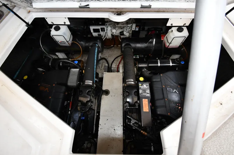 Slide: The Image of Cruisers Yachts 3870 Express 1998 - 55