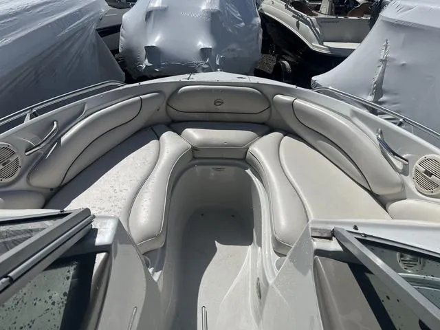 Slide: The Image of Crownline Boats 210 LX 2005 - 3
